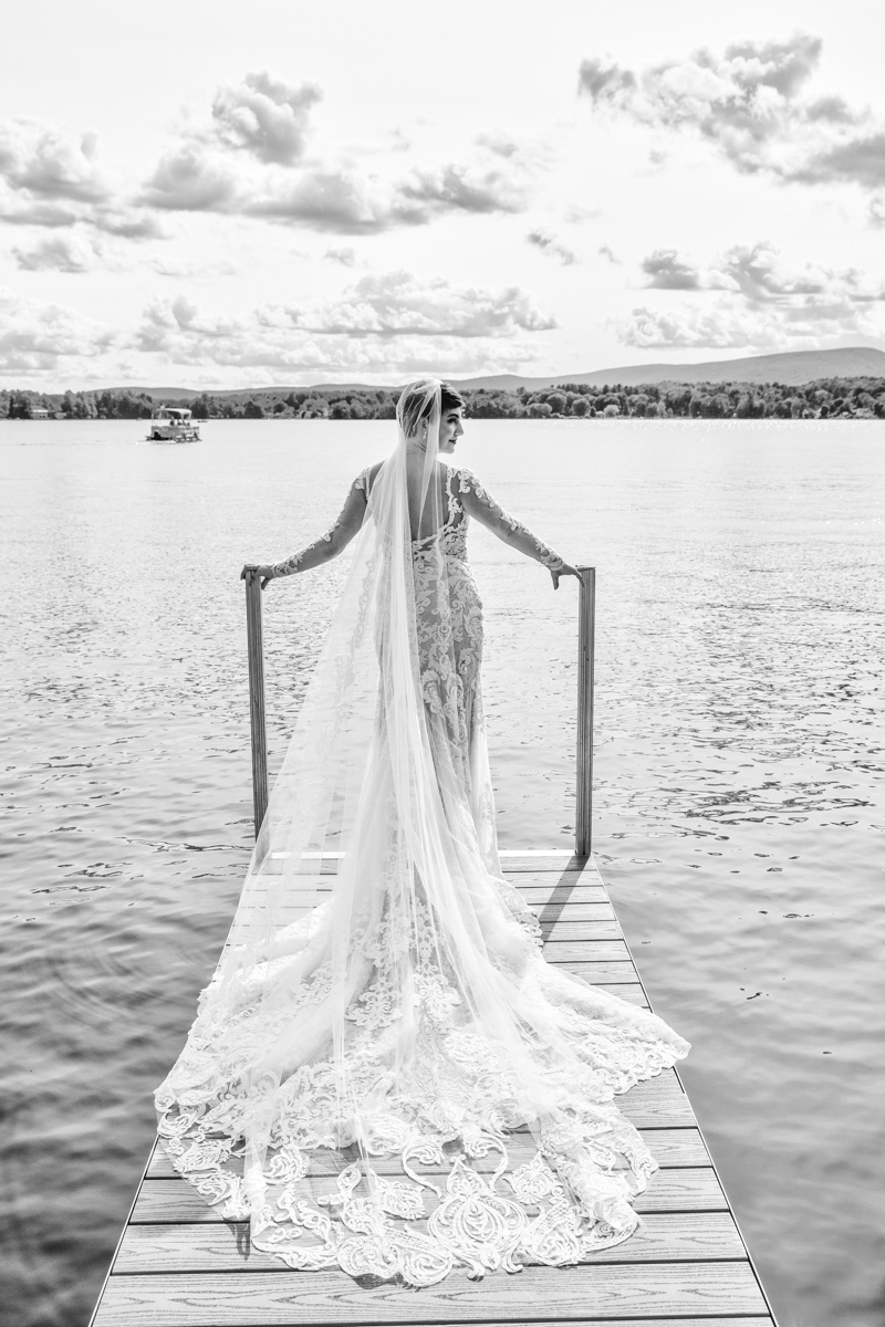 A picture-perfect outdoor wedding at the Lake House Guest Cottages of the Berkshires, with Pontoosuc Lake as the perfect backdrop.