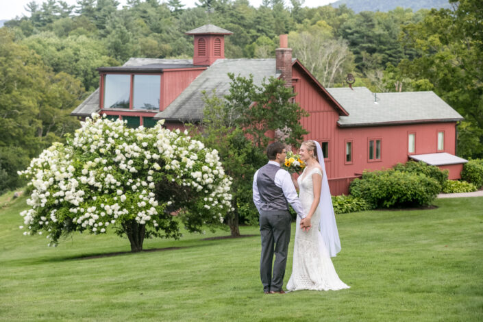 bride and groom at the Norman Rockwell Museum