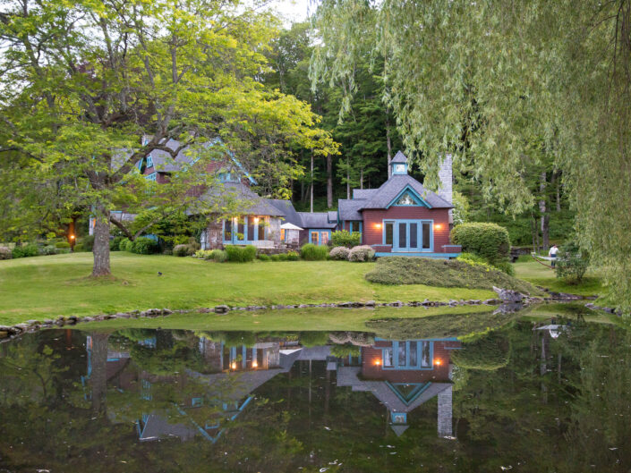 Charming and historic Bed & Breakfast at Stonover Farm,